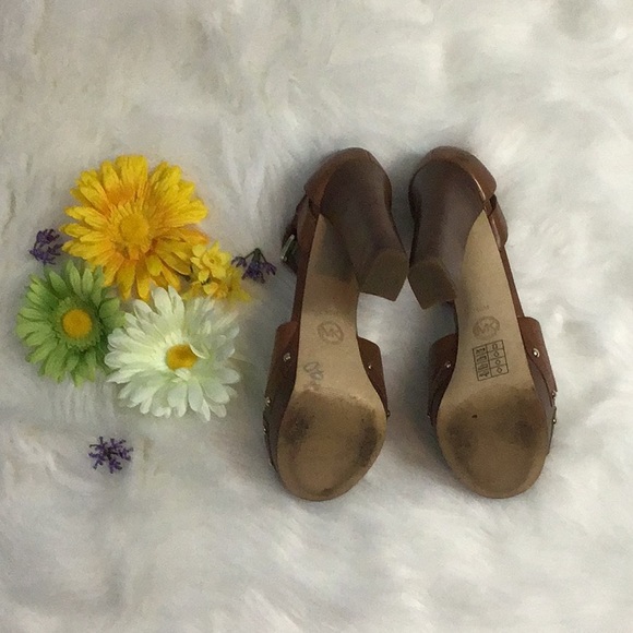 Michael Kors Beatrice Leather Platform Sandal🛍 - Picture 5 of 6